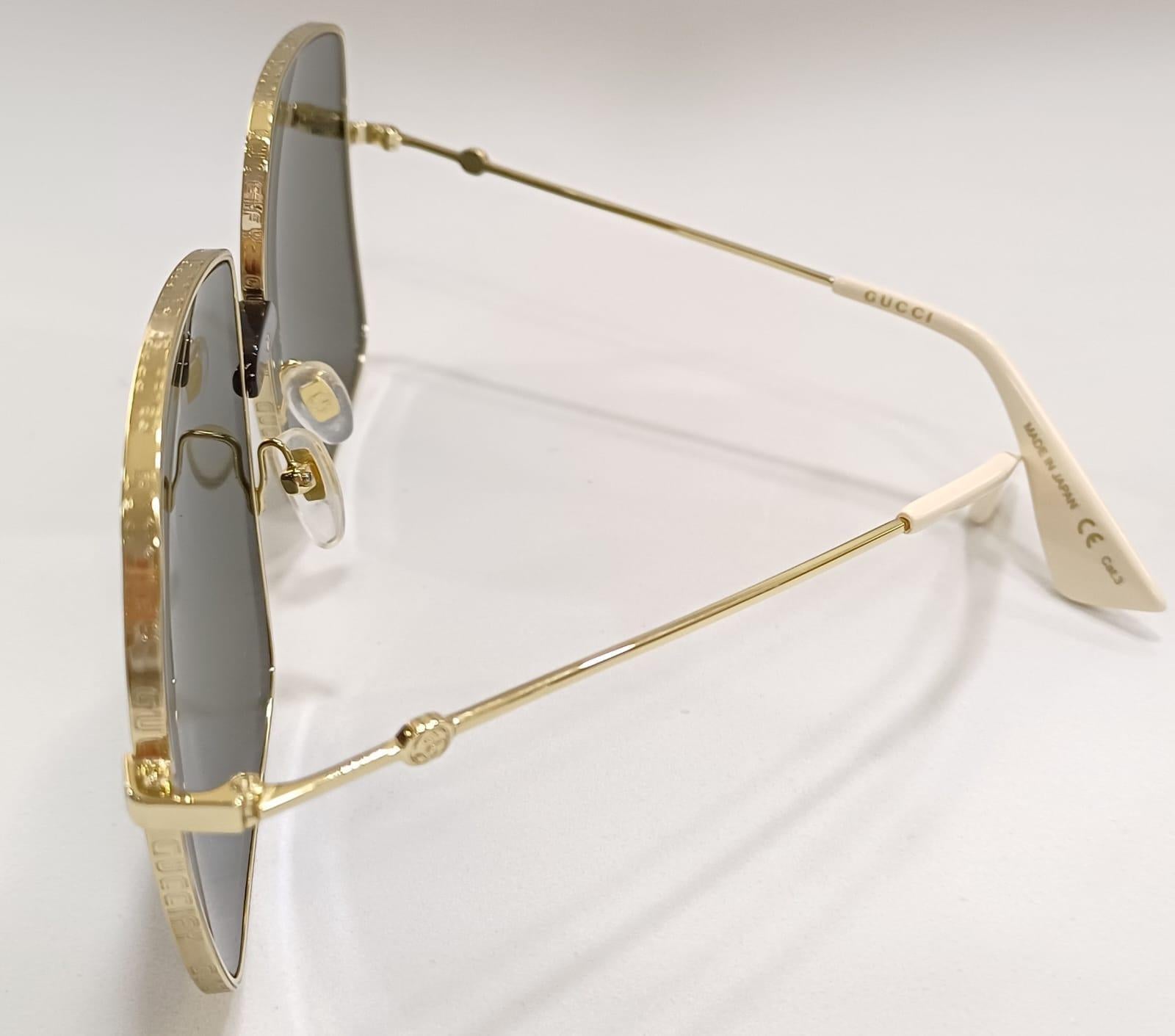 Óculos De Sol Gucci Gg414S 001 Gucci